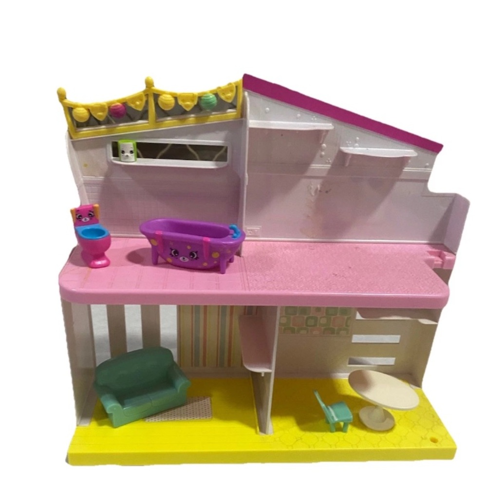 Shopkins Happy Places Happy Home Pretend Dollhouse Toy Playset